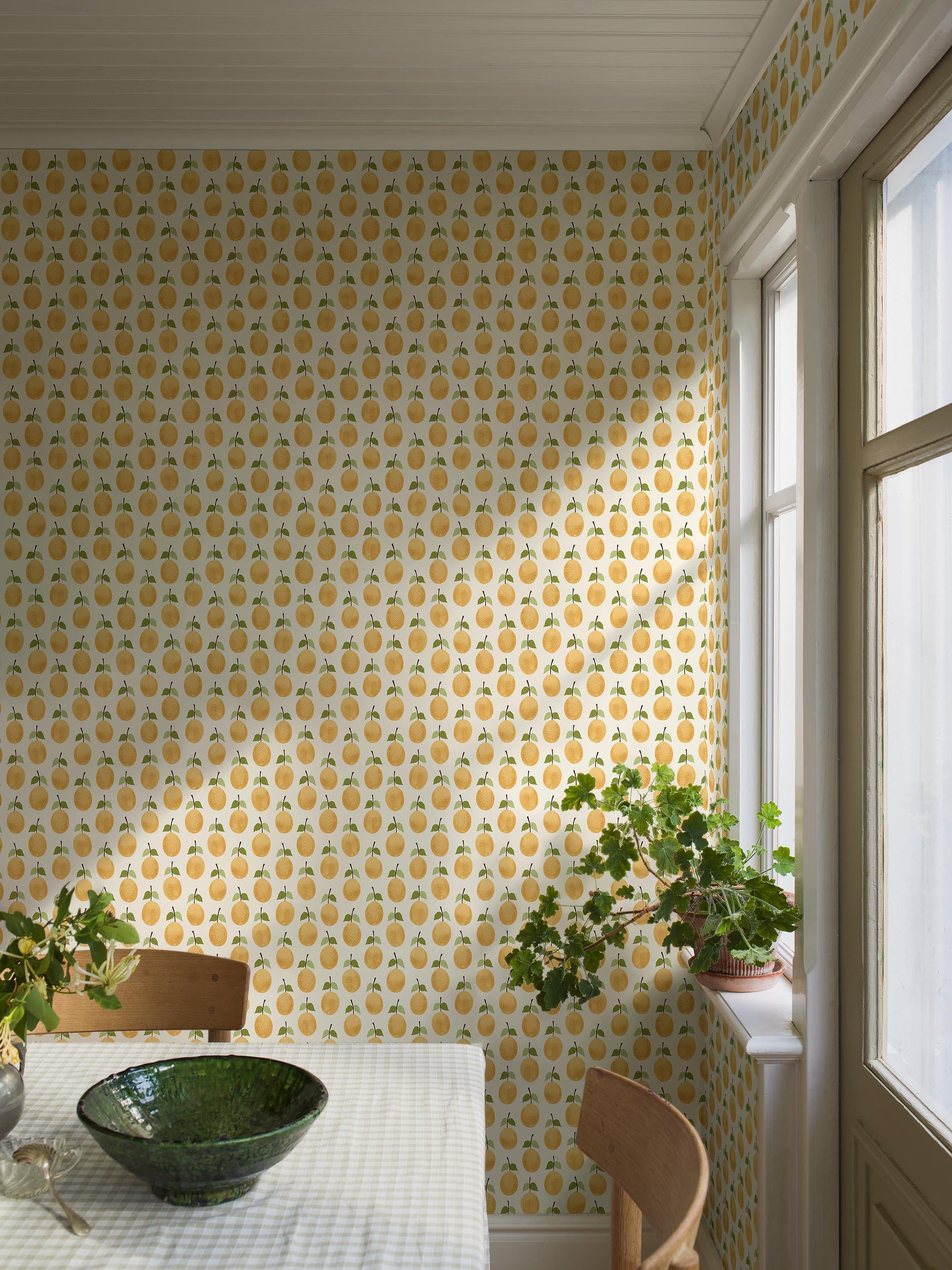 Geel Botanisch - BS75-0119 - Image3 - Scandinavian Designers - 1975