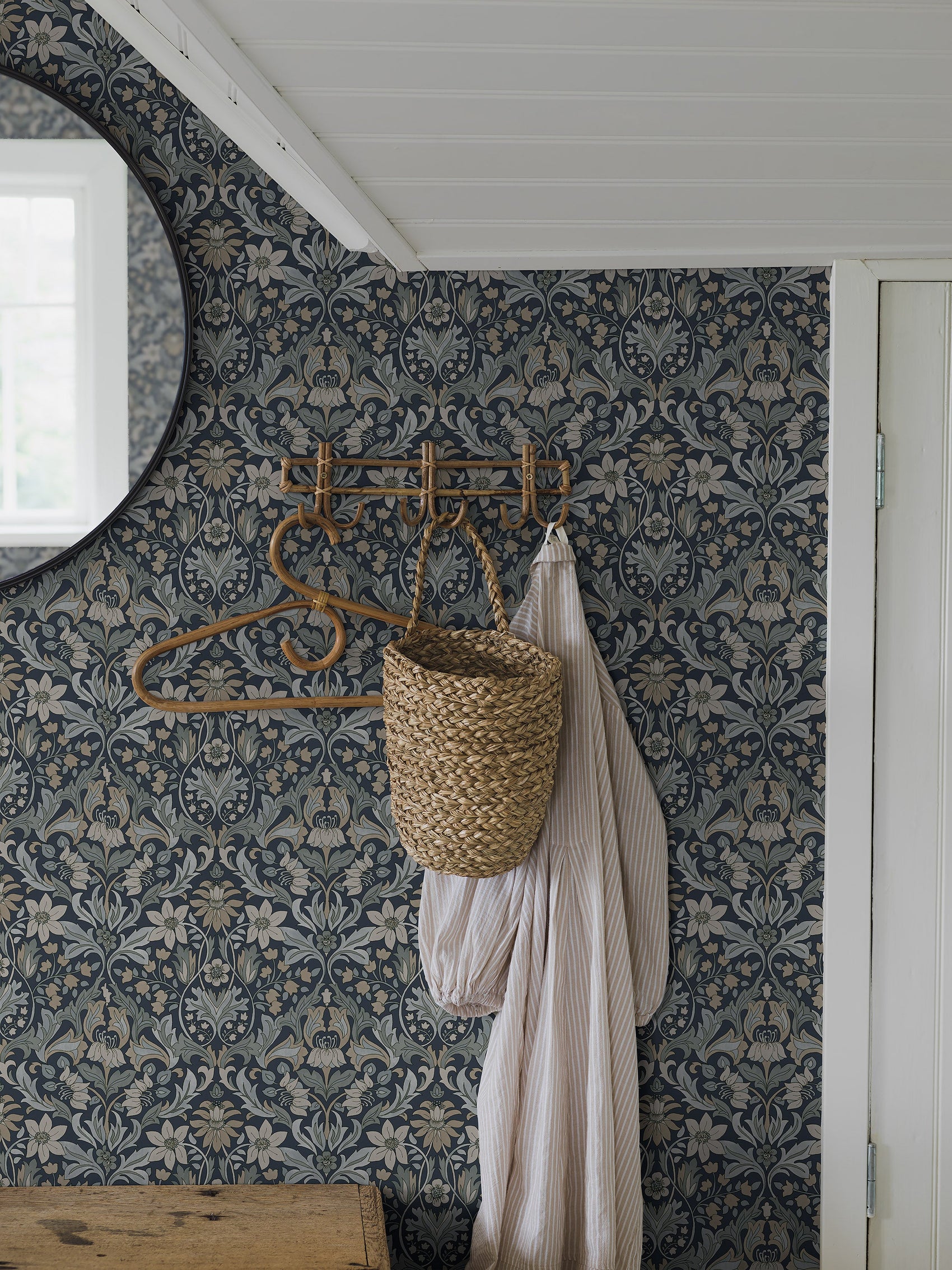 Blauw Bloemen - BS92-0132 - Image2 - Timeless Traditions - 3292