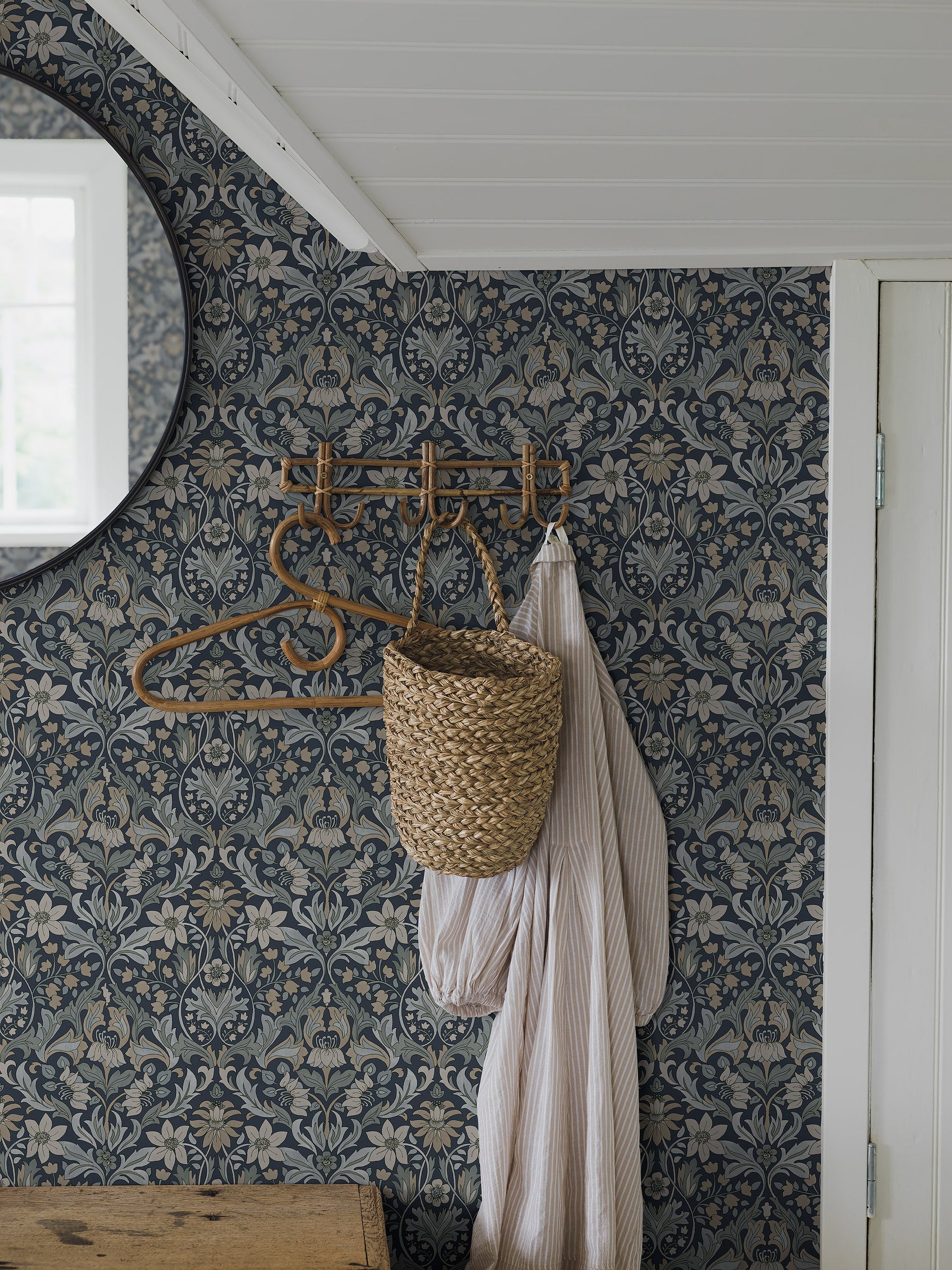 Blauw Bloemen - BS92-0132 - Image2 - Timeless Traditions - 3292