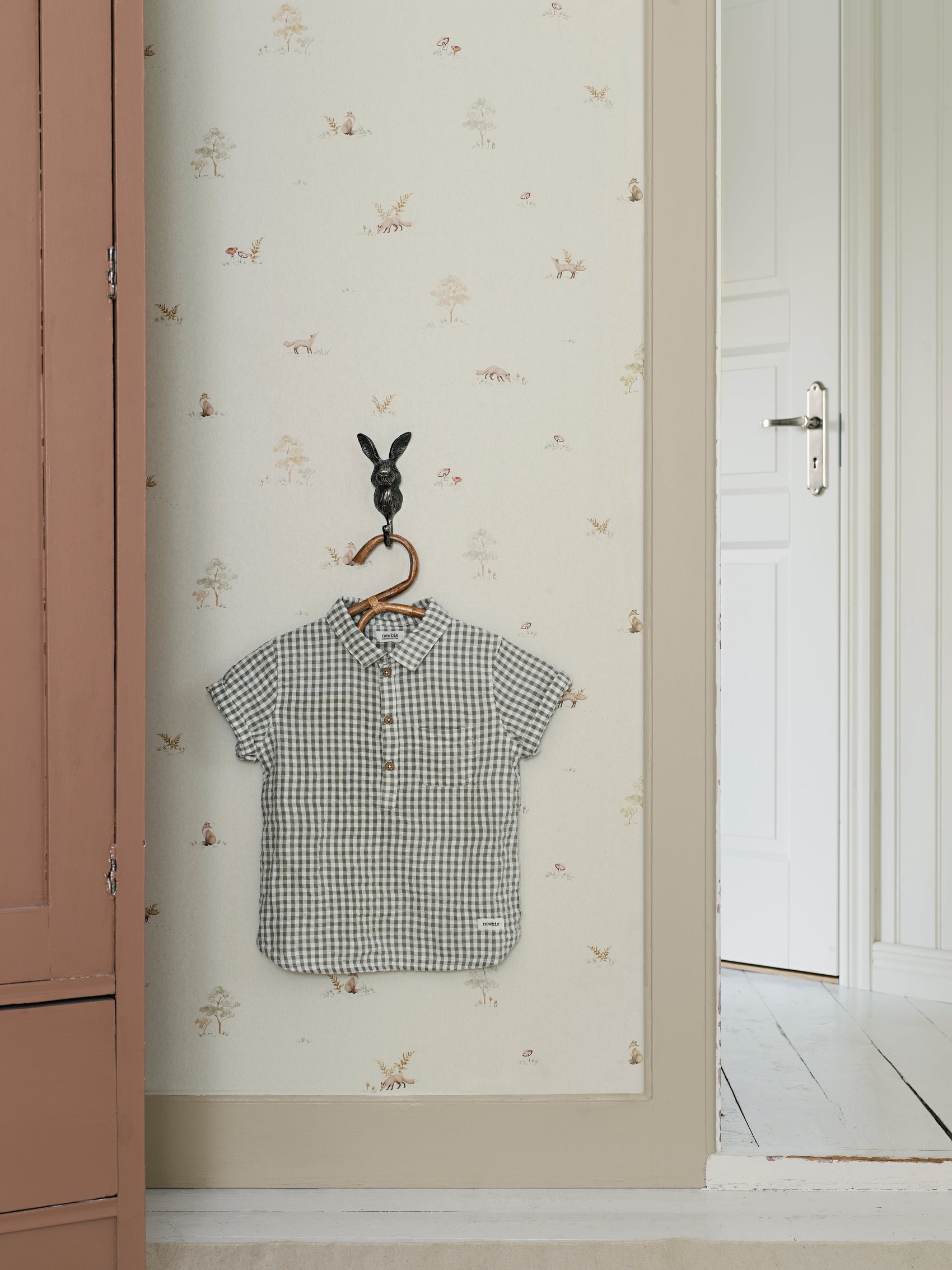 Beige Botanisch - BS23-0169 - Image5 - Newbie2 - 6923